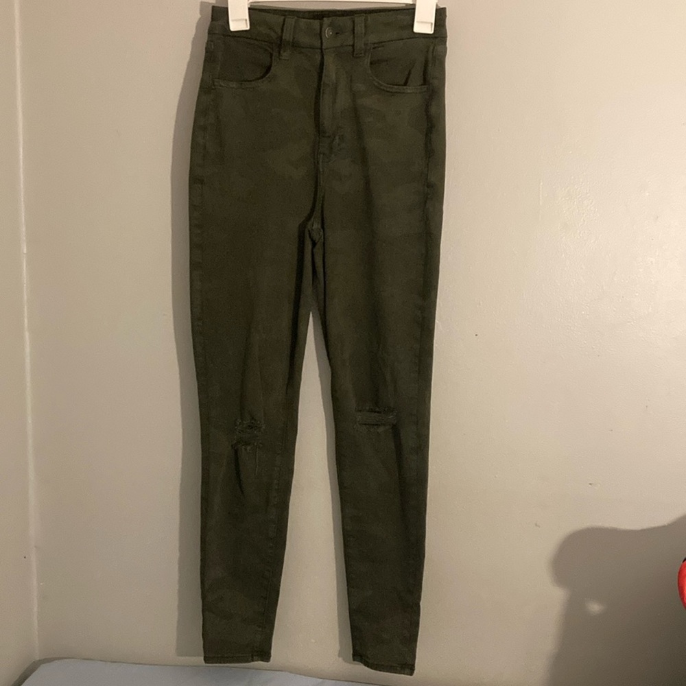 American eagle curvy super high rise camo jeggings